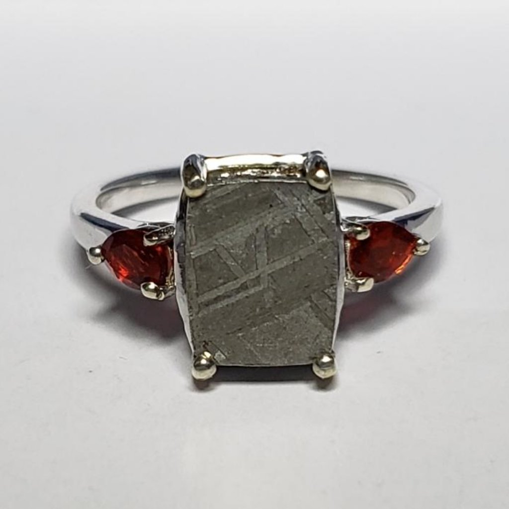 Size 6 Meteorite Fire Opal 18 Ctw Platinum Size 6 Meteorite Fire Opal 18 Ctw Platinum